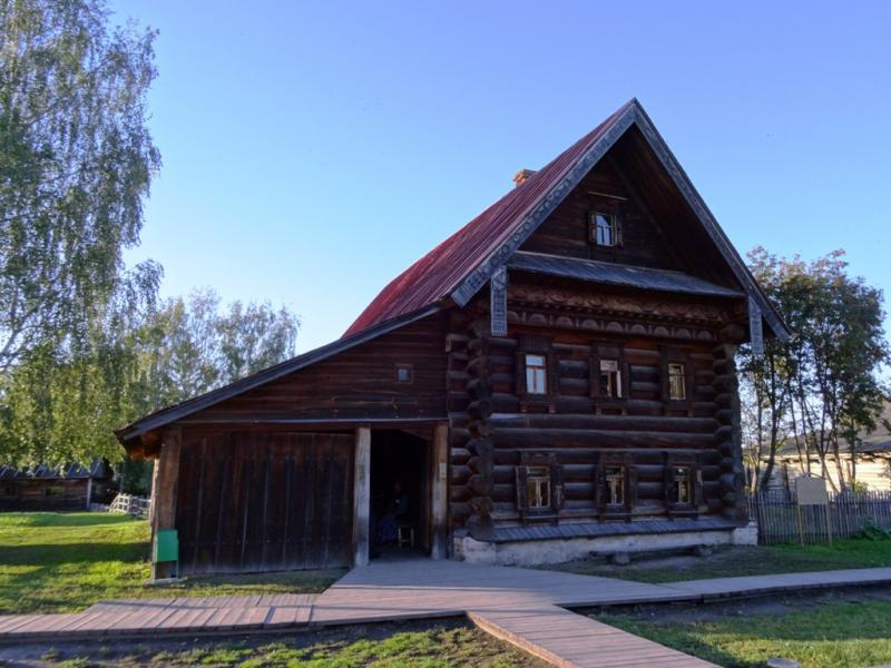 3695 maison du riche paysan kuzovin (log xix